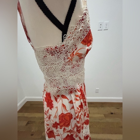 Antonio Milani Devon Printed Crochet Laced Maxi Dress 🌺
Size: 6 - Picture 13 of 17